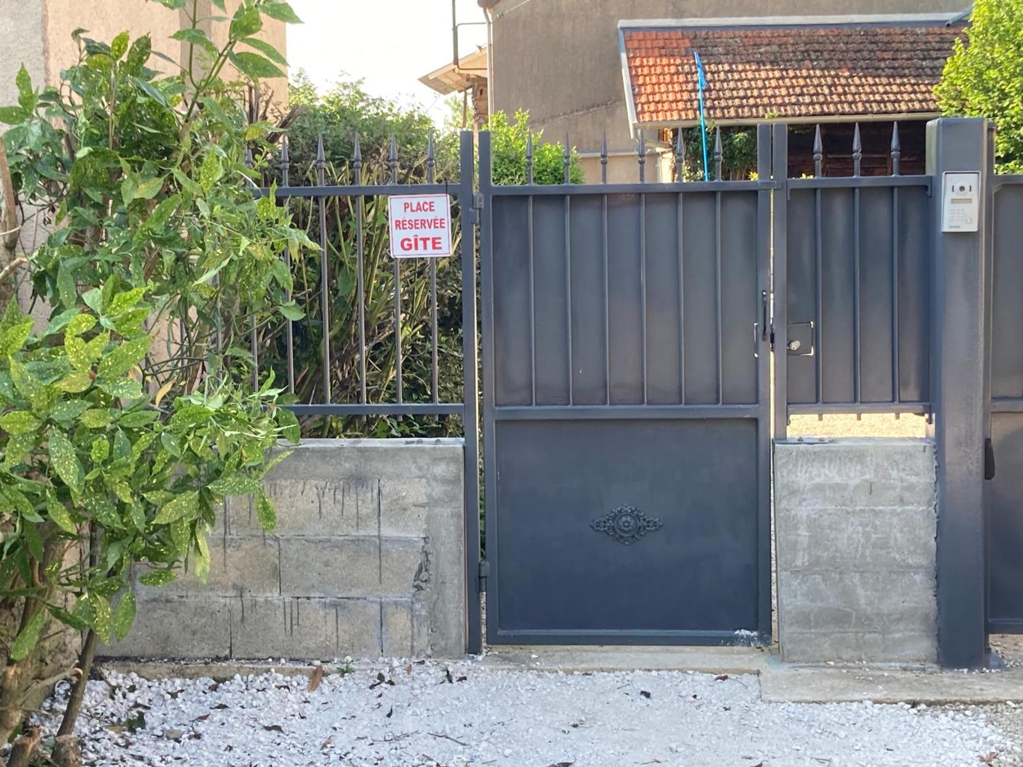 Gite Des Bons Voisins Marigny-le-Cahouet Ngoại thất bức ảnh